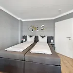 Dresdenstay Gemuetlich Und Modern Mit Kamin Und Ps4 *