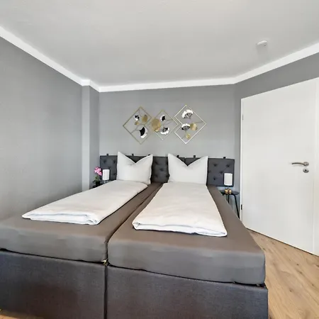 Dresdenstay Gemuetlich Und Modern Mit Kamin Und Ps4 *