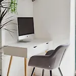 Dresdenstay Gemuetlich Und Modern Mit Kamin Und Ps4 * Drážďany