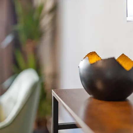 Dresdenstay Gemuetlich Und Modern Mit Kamin Und Ps4 * 드레스덴