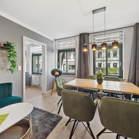 아파트 Dresdenstay Gemuetlich Und Modern Mit Kamin Und Ps4